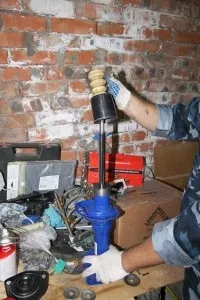 Заміна опор і стійок передньої підвіски лада-пріора, engine start (стійок) Заміна опор і стійок передньої підвіски лада-пріора, engine start