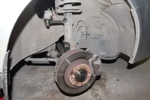 Заміна опор і стійок передньої підвіски лада-пріора, engine start (опор) Заміна опор і стійок передньої підвіски лада-пріора, engine start