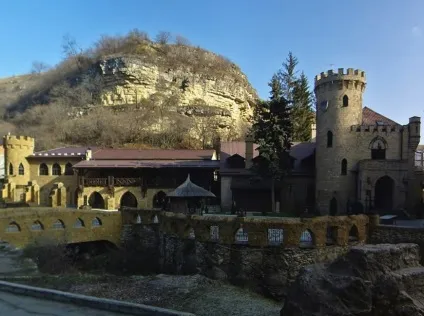 Замок підступності й любові, кисловодск