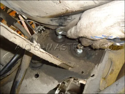 Заміна або зняття двигуна audi c4 2 (audi) Заміна або зняття двигуна audi c4 2
