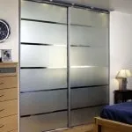 Дзеркальні двері для шафи-купе, design m2 (дизайн меблів для спальні) Дзеркальні двері для шафи-купе, design m2
