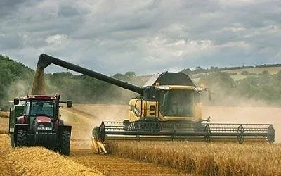 Зернозбиральний комбайн історія і сучасність (зернозбиральний) Зернозбиральний комбайн історія і сучасність