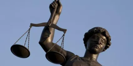 Зарплата апарату суду