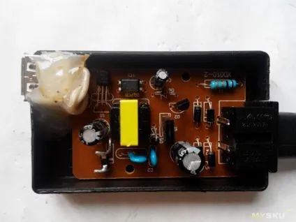 Зарядний пристрій для sony psp 1000 2000 3000 або чудес не буває (вихідна напруга пульсації) Зарядний пристрій для sony psp 1000 2000 3000 або чудес не буває