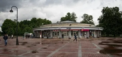 Життя до метро яким був Харків без підземки в фотографіях «до» і «після»