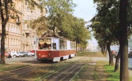 Життя без «галереї» лиговский проспект у фотографіях «до» і «після» (мебльованих кімнат Андрєєвої) Життя без «галереї» лиговский проспект у фотографіях «до» і «після»
