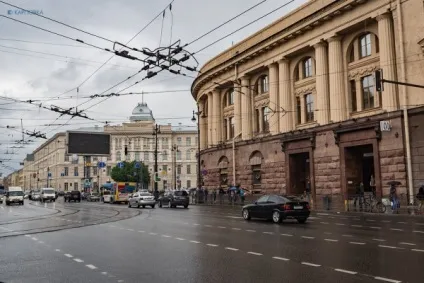 Життя до метро яким був Харків без підземки в фотографіях «до» і «після»