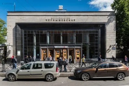 Життя до метро яким був Харків без підземки в фотографіях «до» і «після»