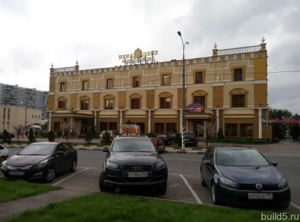 Жк маршала захарова 7