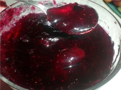 Желе з чорної смородини на зиму рецепт без варіння холодним способом, п'ятихвилинка і з желатином, (чорної) Желе з чорної смородини на зиму рецепт без варіння холодним способом, п'ятихвилинка і з желатином,