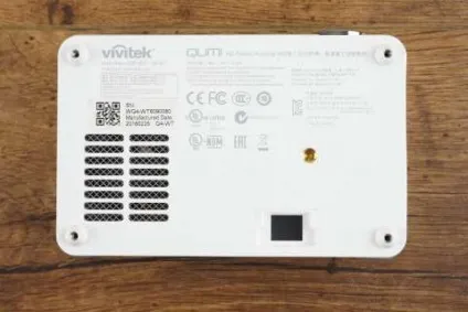 90-Дюймів в кишені vivitek qumi q4 проти vivitek qumi q6 (qumi) 90-Дюймів в кишені vivitek qumi q4 проти vivitek qumi q6