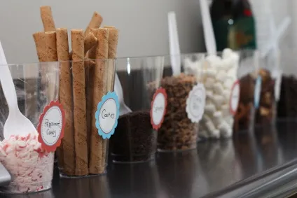 Альтернатива candy-bar на весіллі чим здивувати гостей