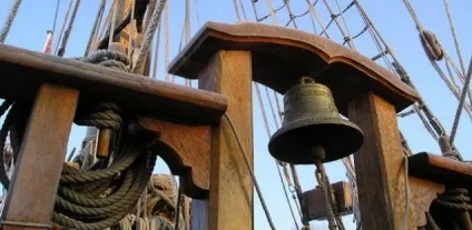 Бити склянки на кораблі, що це, pirate island