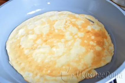 Млинці з начинкою рецепт з солоними огірками (млинці) Млинці з начинкою рецепт з солоними огірками