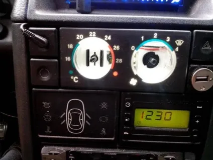 Блок управління пічкою ваз 2110 (грубкою) Блок управління пічкою ваз 2110