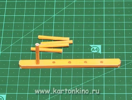 Паперова сходи в лялькові апартаменти (сходи) Паперова сходи в лялькові апартаменти