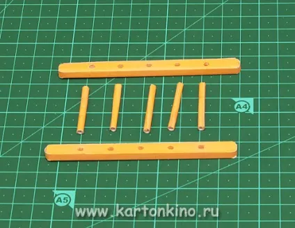 Паперова сходи в лялькові апартаменти (сходи) Паперова сходи в лялькові апартаменти