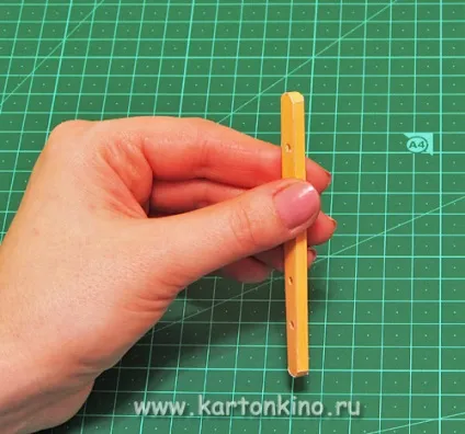 Паперова сходи в лялькові апартаменти (сходи) Паперова сходи в лялькові апартаменти