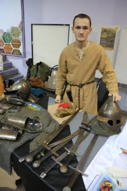 Чого не вистачає українським людям (вистачає) Чого не вистачає українським людям