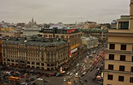 Тверська - головна вулиця Москви (пам'ятки товариський) Тверська - головна вулиця Москви