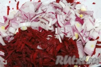 Тушкована буряк - рецепт з фото (сіль перець спеції) Тушкована буряк - рецепт з фото