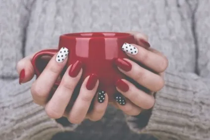 Твердий лак для нігтів (22 фото) манікюр засобами kiss impress manicure, відгуки (твердого лаку є) Твердий лак для нігтів (22 фото) манікюр засобами kiss impress manicure, відгуки