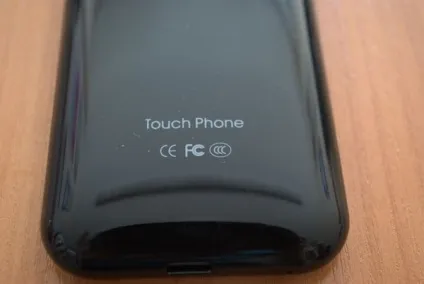 Touch phone - китайський клон iphone