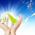 Будинок в руках - house in hands