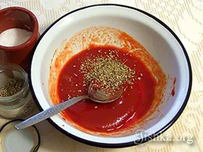 Домашня піца (на тонкому тесті) - кулінарні покрокові рецепти з фото (рецепти) Домашня піца (на тонкому тесті) - кулінарні покрокові рецепти з фото