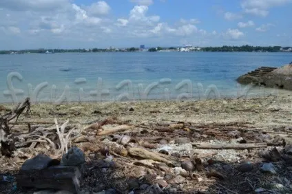 Дорога до нашого пляжу на Самаль