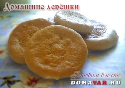 Домашні коржі в духовці