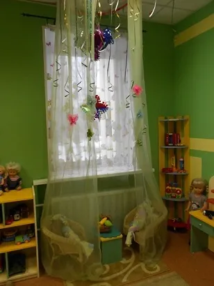 Куточок усамітнення в дитячому саду - дитина в дитячому садку (усамітнення) Куточок усамітнення в дитячому саду - дитина в дитячому садку