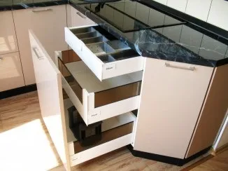 Фурнітура для кухні blum системи висунення і відкривання, петлі (меблі blum) Фурнітура для кухні blum системи висунення і відкривання, петлі