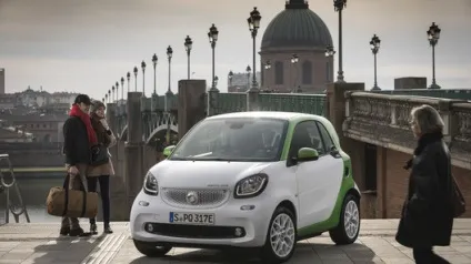 Ford вбереже американських поліцейських від отруєння вихлопними газами (американських) Ford вбереже американських поліцейських від отруєння вихлопними газами
