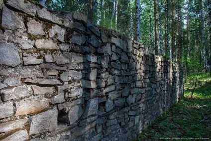 Французька гірка, путівник по Луганську і Луганській області (французька) Французька гірка, путівник по Луганську і Луганській області