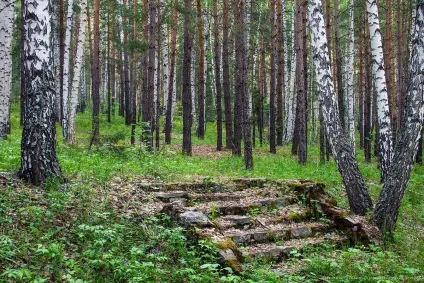 Французька гірка, путівник по Луганську і Луганській області (французька) Французька гірка, путівник по Луганську і Луганській області
