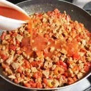 Яловичина з болгарським перцем і томатами - покроковий рецепт приготування з фото (спагеті) Яловичина з болгарським перцем і томатами - покроковий рецепт приготування з фото