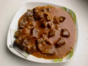 Яловиче серце з червоним перцем по-арабськи (по-арабськи) Яловиче серце з червоним перцем по-арабськи