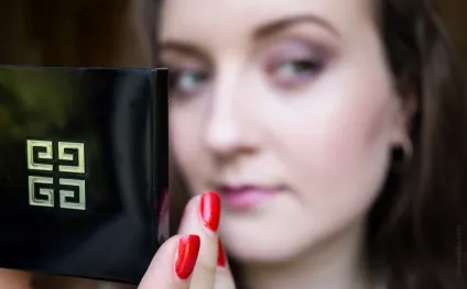 Givenchy prisme visage огляд, Свотч