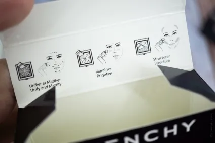 Givenchy prisme visage огляд, Свотч