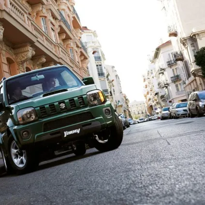 Історія марки suzuki