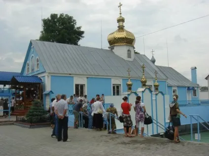 Цілюще джерело святої праведної Анни, село Онишківці, Україна - туристичний портал - світ (джерело святої праведної Анни) Цілюще джерело святої праведної Анни, село Онишківці, Україна - туристичний портал - світ
