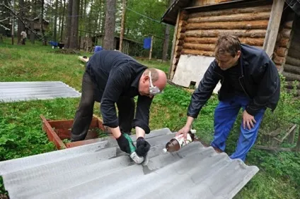 Як і чим свердлити шифер - робота з матеріалом (намічену лінію розрізу) Як і чим свердлити шифер - робота з матеріалом