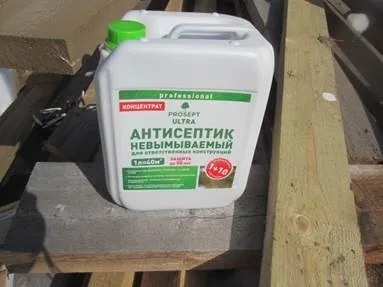 Як позбутися від гриба (грибка) на дереві, дошках дерев'яного будинку