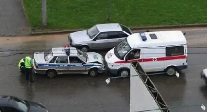 Як іноземці бачать Україну () Як іноземці бачать Україну