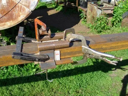 Як правильно приварити петлі для гаражних воріт - поради спеців