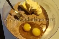 Як приготувати простий шоколадний кекс