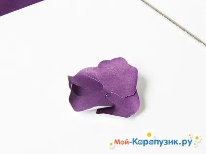 Як зробити фіалки з паперу своїми руками (паперу) Як зробити фіалки з паперу своїми руками