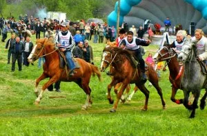Уральський сабантуй - традиції двох народів