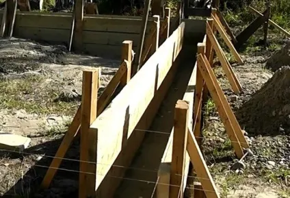 Як зробити опалубку для фундаменту своїми руками фото, відео (фундаменту) Як зробити опалубку для фундаменту своїми руками фото, відео
